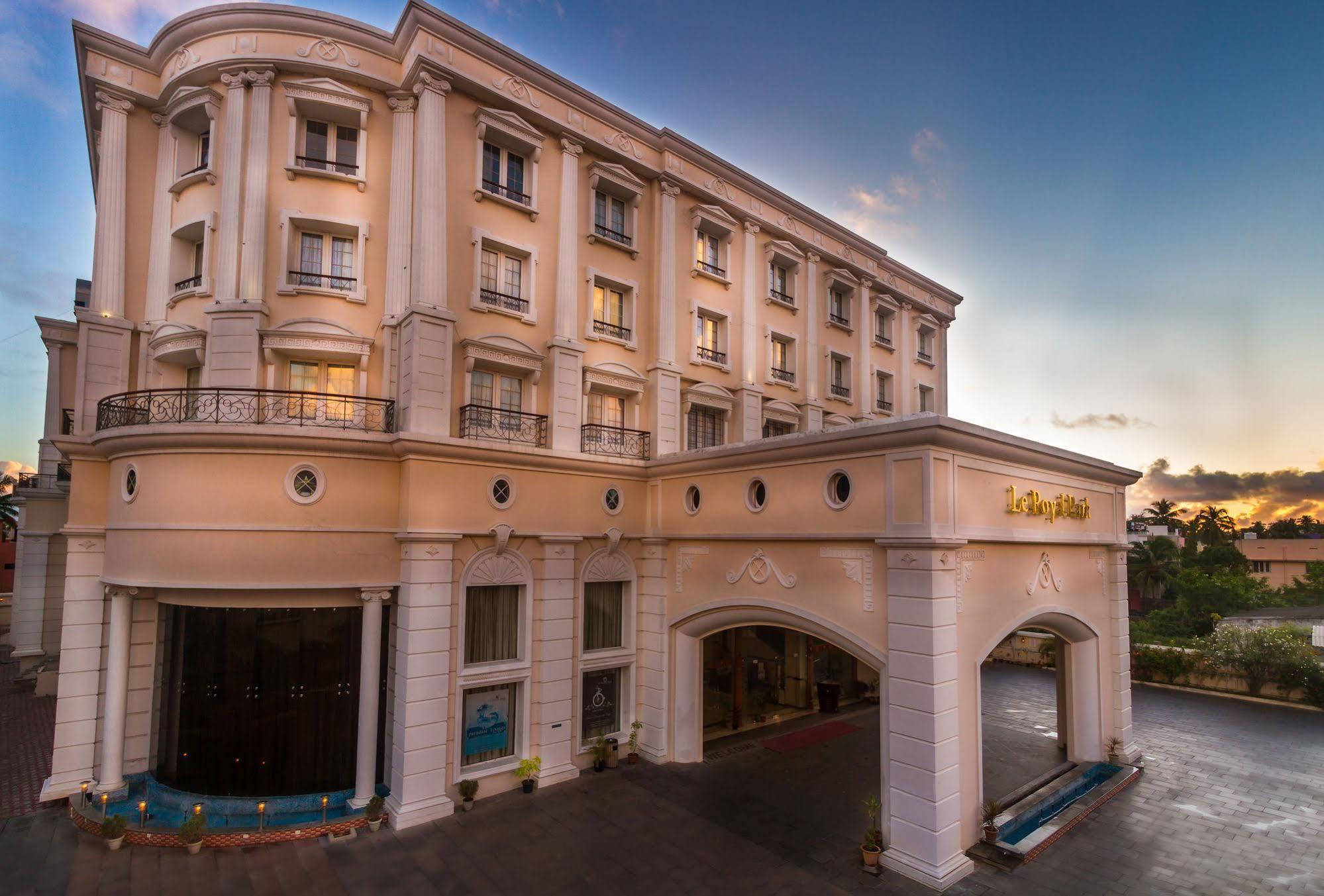 Hotel Le Royal Park Pondicherry Bagian luar foto