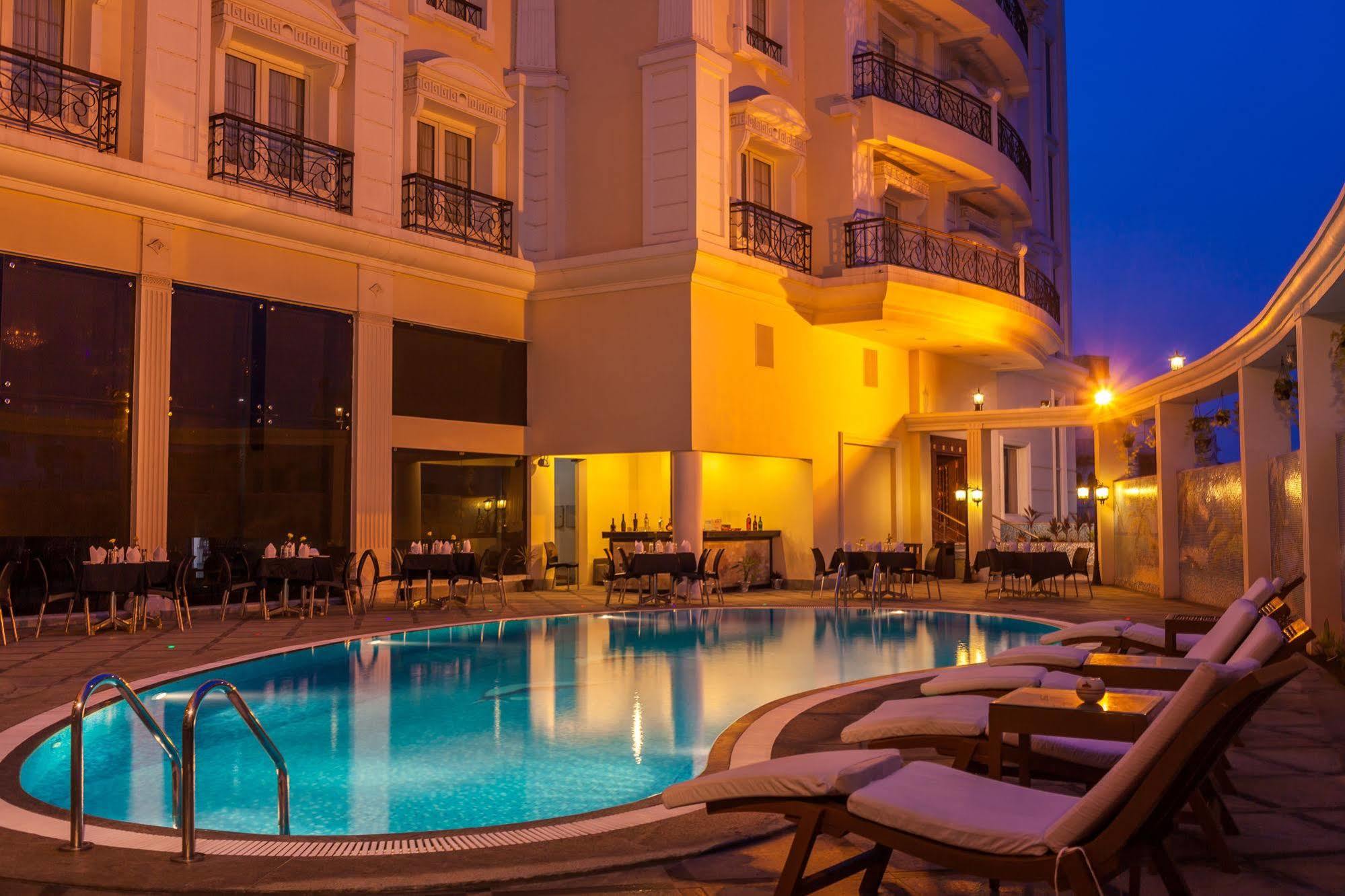 Hotel Le Royal Park Pondicherry Bagian luar foto