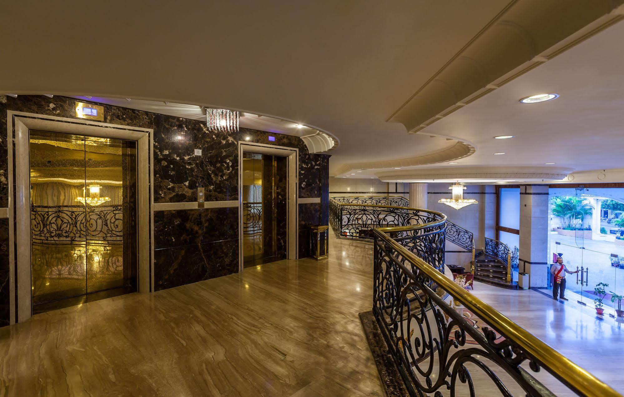 Hotel Le Royal Park Pondicherry Bagian luar foto