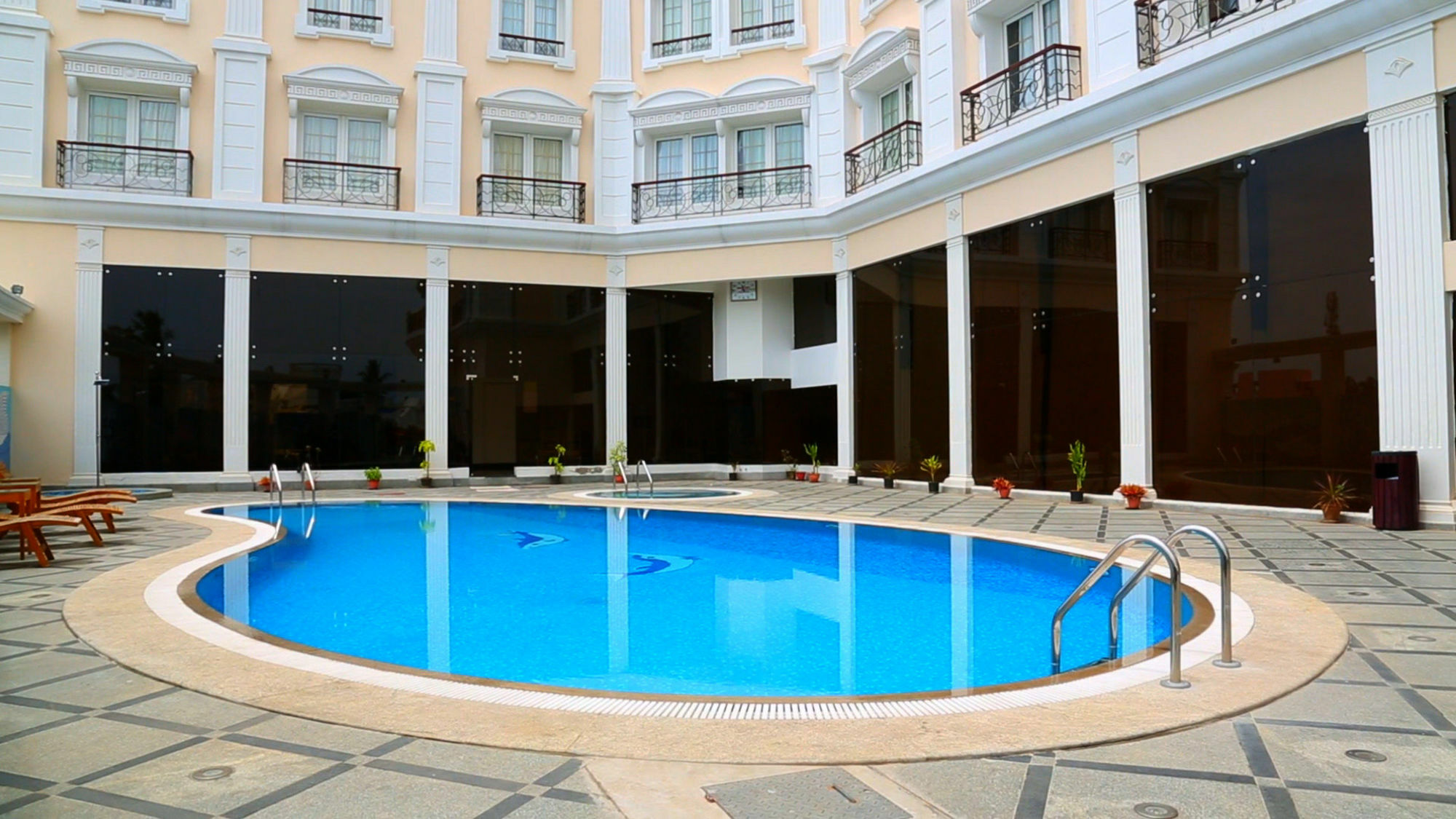 Hotel Le Royal Park Pondicherry Bagian luar foto